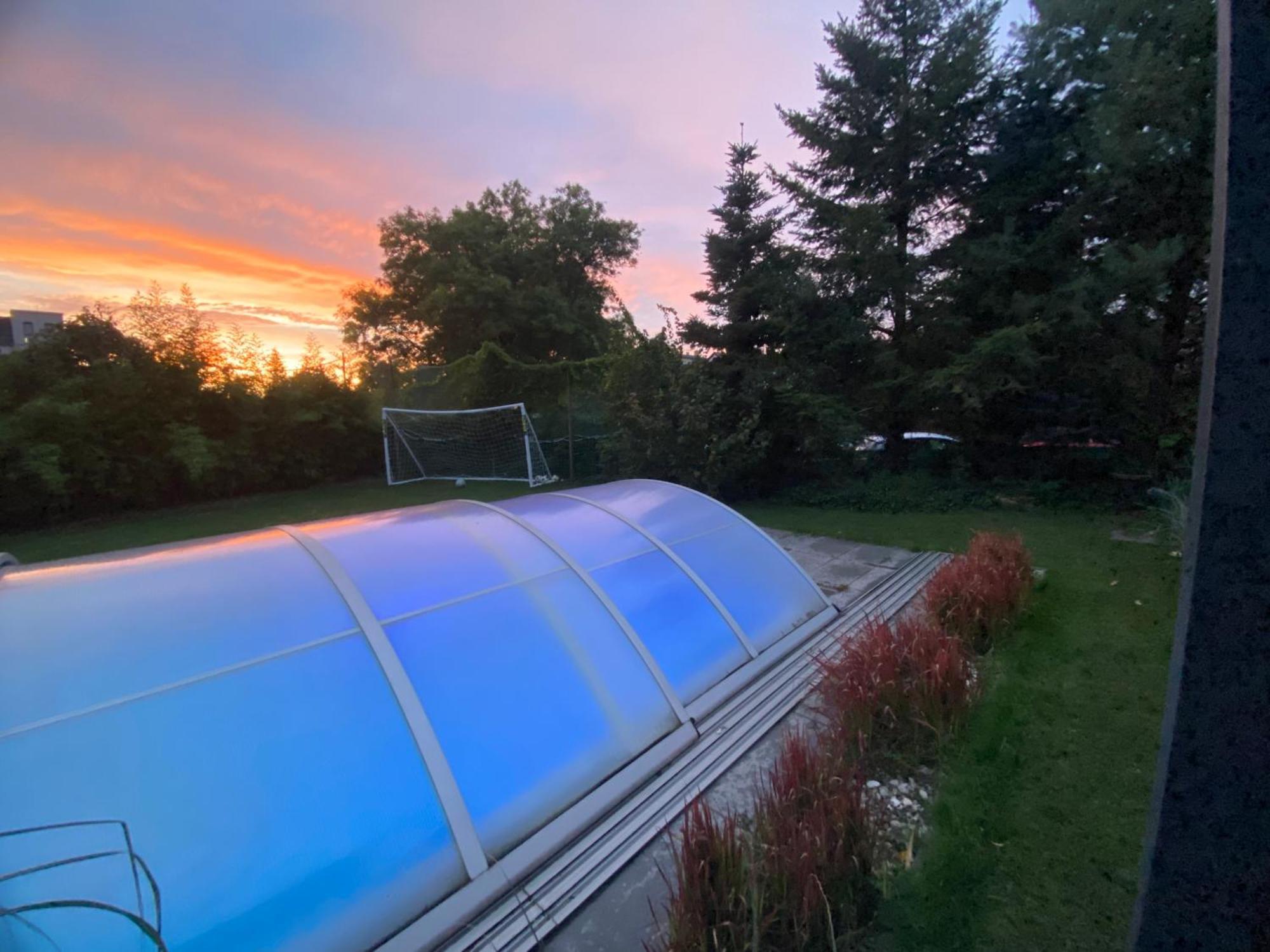Pool&Lake Holiday Home Markkleeberg Buitenkant foto